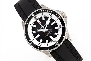 14347_watchlounge_lo.jpg