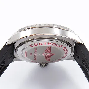 14352_watchlounge_lo.jpg