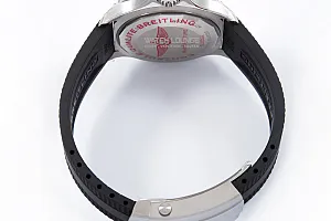 14353_watchlounge_lo.jpg