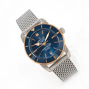14358_watchlounge_lo.jpg