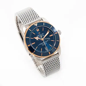 14360_watchlounge_lo.jpg