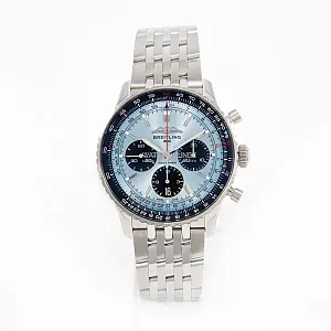 14371_watchlounge_lo.jpg