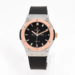 14411_watchlounge_lo.jpg