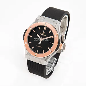 14413_watchlounge_lo.jpg