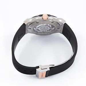 14417_watchlounge_lo.jpg