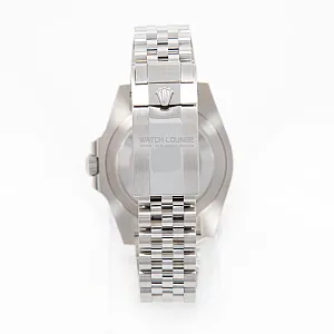 14429_watchlounge_lo.jpg