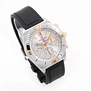 14458_watchlounge_lo.jpg
