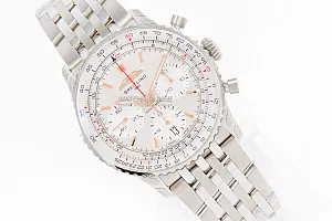 14479_watchlounge_lo.jpg