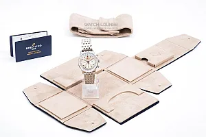 14489_watchlounge_lo.jpg