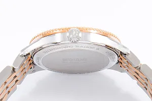 14496_watchlounge_lo.jpg