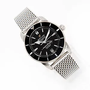14514_watchlounge_lo.jpg
