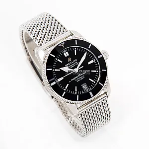 14516_watchlounge_lo.jpg
