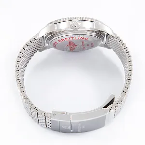 14521_watchlounge_lo.jpg