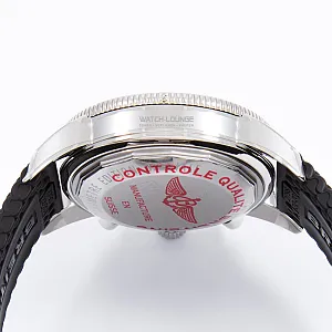 14543_watchlounge_lo.jpg