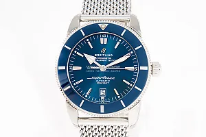 14551_watchlounge_lo.jpg
