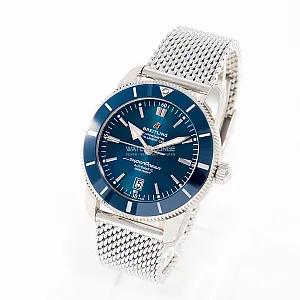 14553_watchlounge_lo.jpg