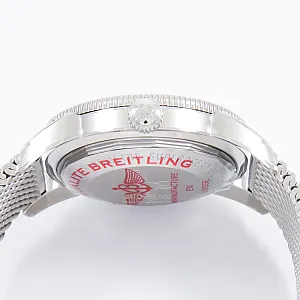 14554_watchlounge_lo.jpg