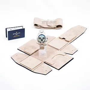 14584_watchlounge_lo.jpg