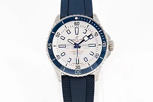 14587_watchlounge_lo.jpg