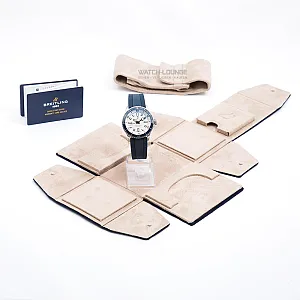 14596_watchlounge_lo.jpg