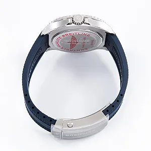 14605_watchlounge_lo.jpg