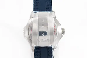 14606_watchlounge_lo.jpg