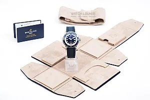 14608_watchlounge_lo.jpg