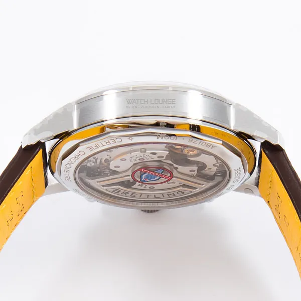 14615_watchlounge_lo.jpg