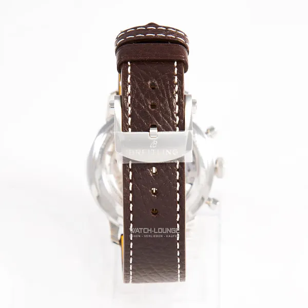 14618_watchlounge_lo.jpg