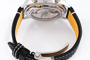 14629_watchlounge_lo.jpg