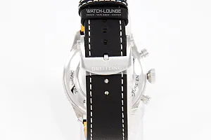 14630_watchlounge_lo.jpg