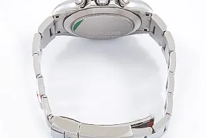 14640_watchlounge_lo.jpg