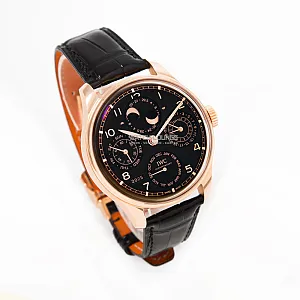 14659_watchlounge_lo.jpg