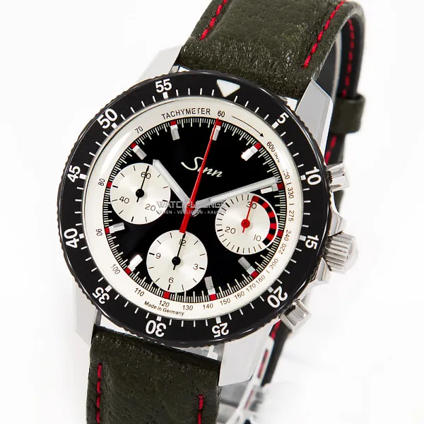 14678_watchlounge_lo_1.jpg