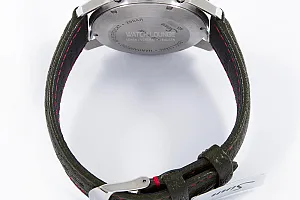 14686_watchlounge_lo.jpg
