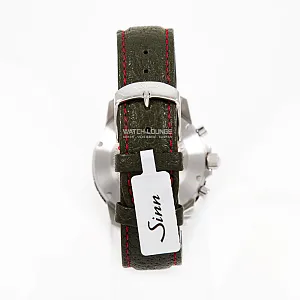 14687_watchlounge_lo.jpg