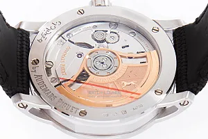 14696_watchlounge_lo.jpg