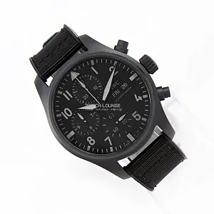 14713_watchlounge_lo.jpg