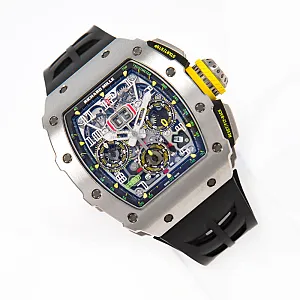 14724_watchlounge_lo.jpg