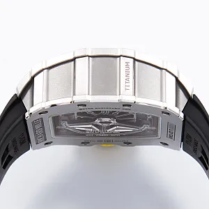 14729_watchlounge_lo.jpg