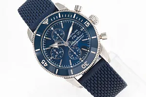 14753_watchlounge_lo.jpg