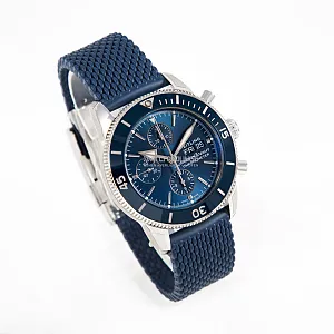 14755_watchlounge_lo.jpg