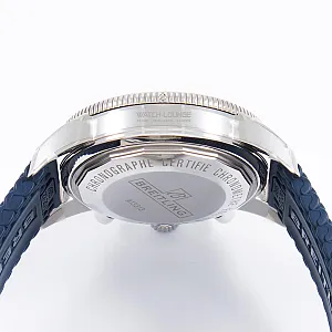 14758_watchlounge_lo.jpg