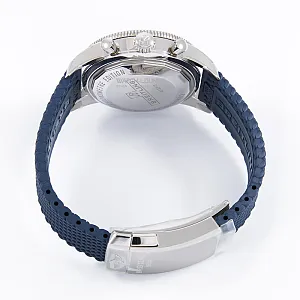 14760_watchlounge_lo.jpg