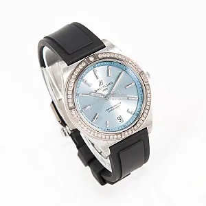 14766_watchlounge_lo.jpg