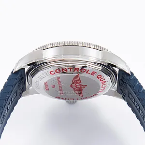 14792_watchlounge_lo.jpg