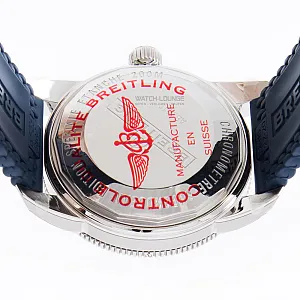 14793_watchlounge_lo.jpg