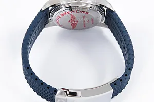 14794_watchlounge_lo.jpg