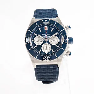 14811_watchlounge_lo.jpg