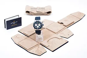 14820_watchlounge_lo.jpg